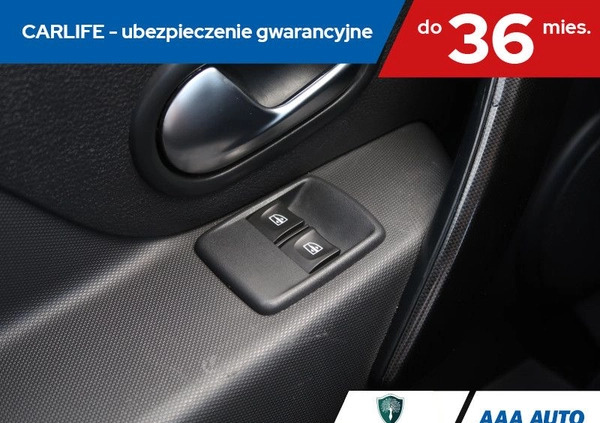 Dacia Logan cena 33000 przebieg: 67068, rok produkcji 2017 z Olkusz małe 232